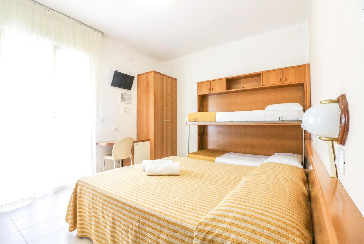 Hotel Jesulum Lido di Jesolo Exteriör bild
